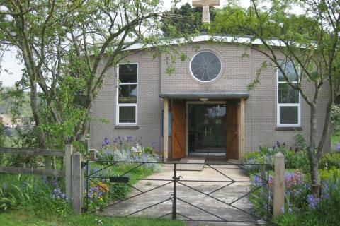 Holy Cross Church Services